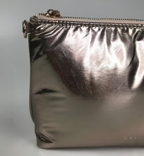 Carica l&#39;immagine nel visualizzatore di Gallery, Borsa clutch platino NALI BRENDA YIBS0428
